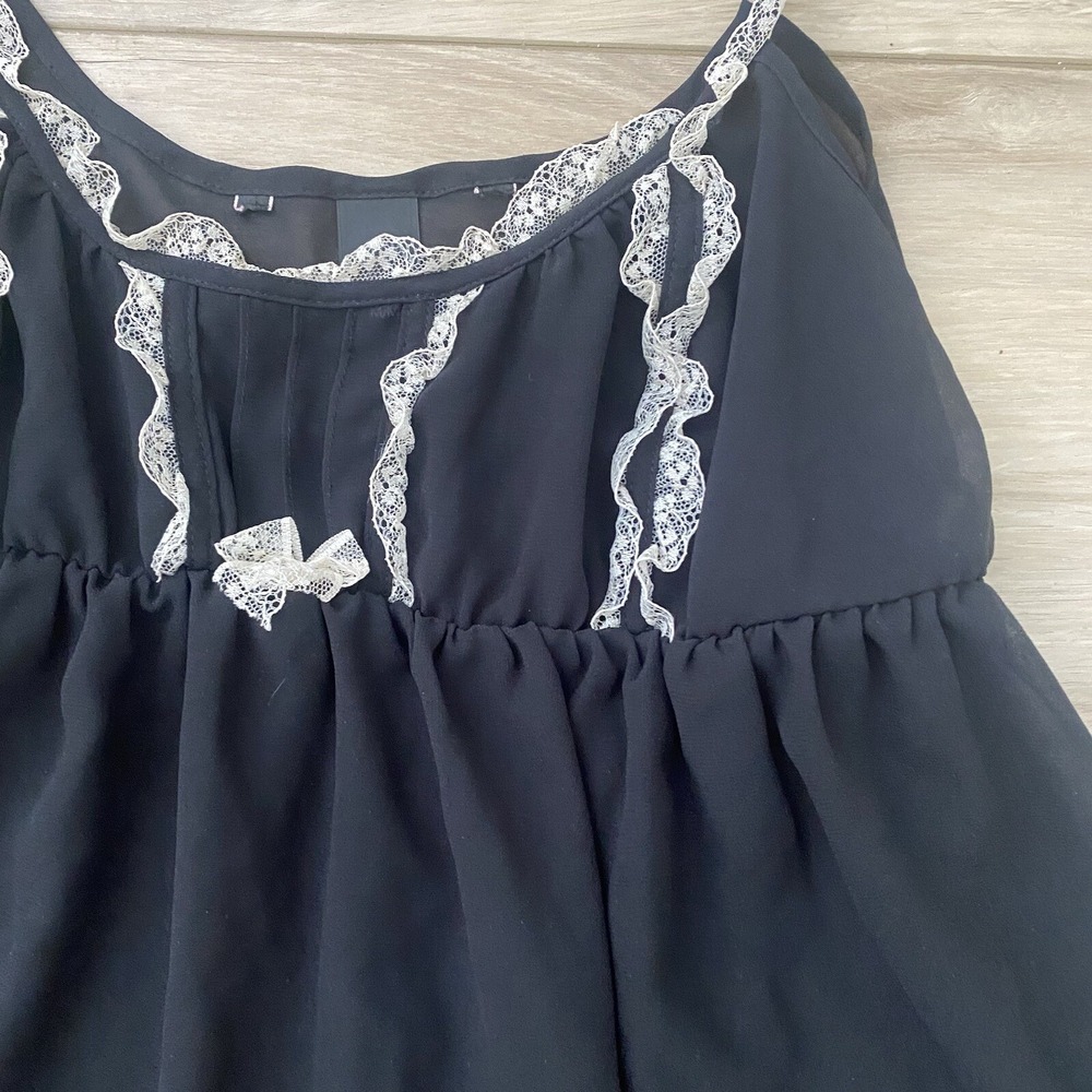 Victoria's secret black and lace camisole lingerie size Medium Adjustable Strap - Picture 2 of 5